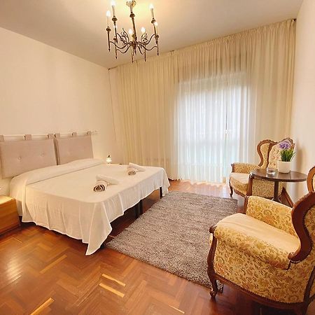 Elegante Appartamento A 切法卢 外观 照片